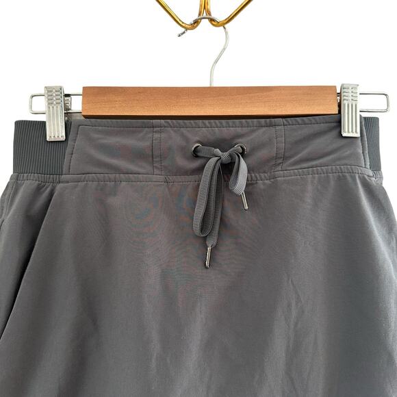 Athleta Gray Modern Metro Midtown Skort Tennis Running Hiking Size 0 - Picture 5 of 10